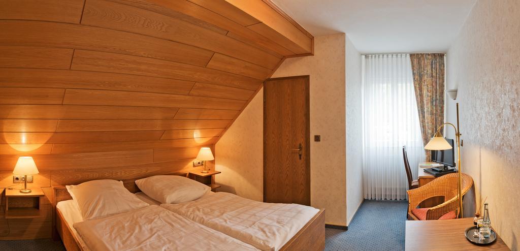 Hotel Bergischer Hof 빈덱 외부 사진