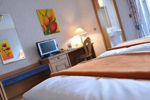 Hotel Bergischer Hof 빈덱 외부 사진